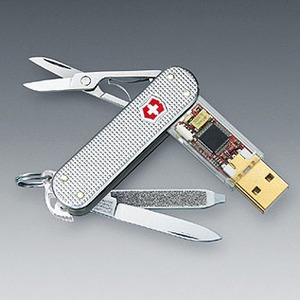 VICTORINOX（ビクトリノックス） スイスフラッシュAL 8GB