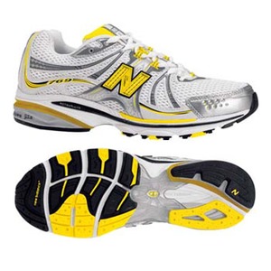 new balance（ニューバランス） PERFORMANCE TRAINING 男性用 4E／27.0cm ST（ホワイト／イエロー）