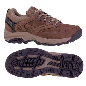 new balance（ニューバランス） TRAIL WALKING 女性用 EE／24.0cm GT（ブラウン）