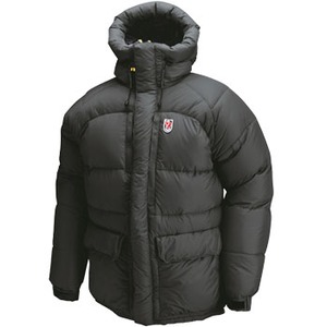 FJALL RAVEN（フェールラーベン） THERMO 2 DOWN JACKET M 550（Black）