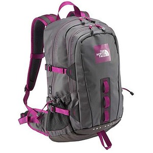 THE NORTH FACE（ザ・ノースフェイス） BC Hot Shot 30L GO（グラファイトグレー×オーキッドパープル）