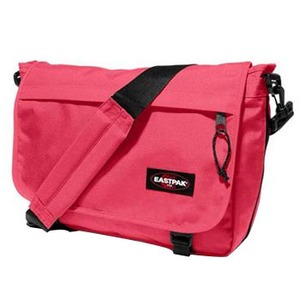 EASTPAK（イーストパック） DELEGATE 20L TP（チューズデーピンク）