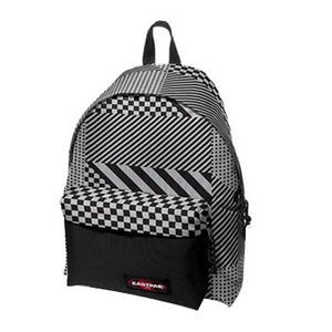 EASTPAK（イーストパック） PADDED PAK'R 24L BP（ブラックパネルスタイル）