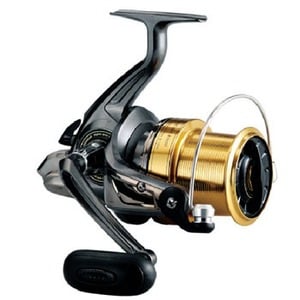 ダイワ(Daiwa) 10クロスキャスト 4500 00059327｜アウトドア用品・釣り