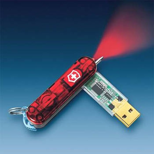 VICTORINOX(ビクトリノックス) 【国内正規品】 スイスメモリー･フライト 512メガ 0.6076.TM5 USBメモリ付きツールナイフ