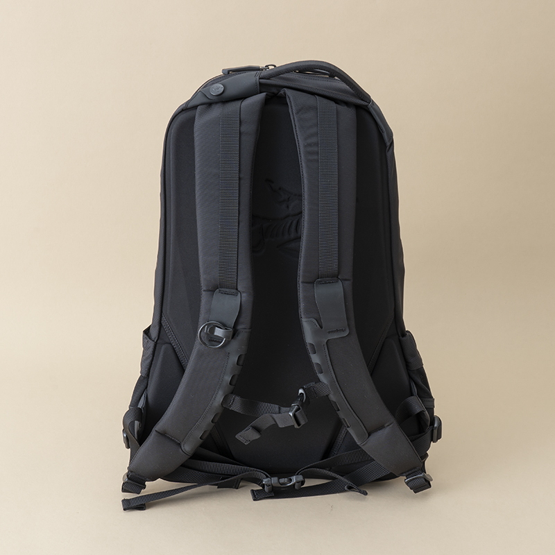 アークテリクス(ARCTERYX) ARRO 16 BACKPACK(アロー 16 バックパック