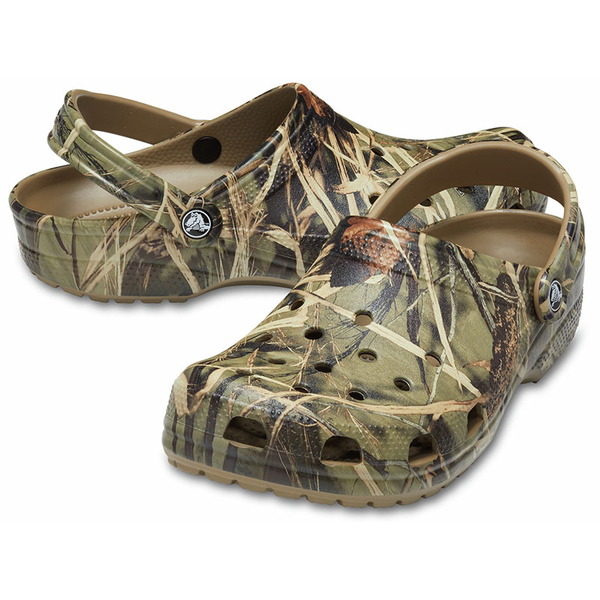 woodland camo crocs