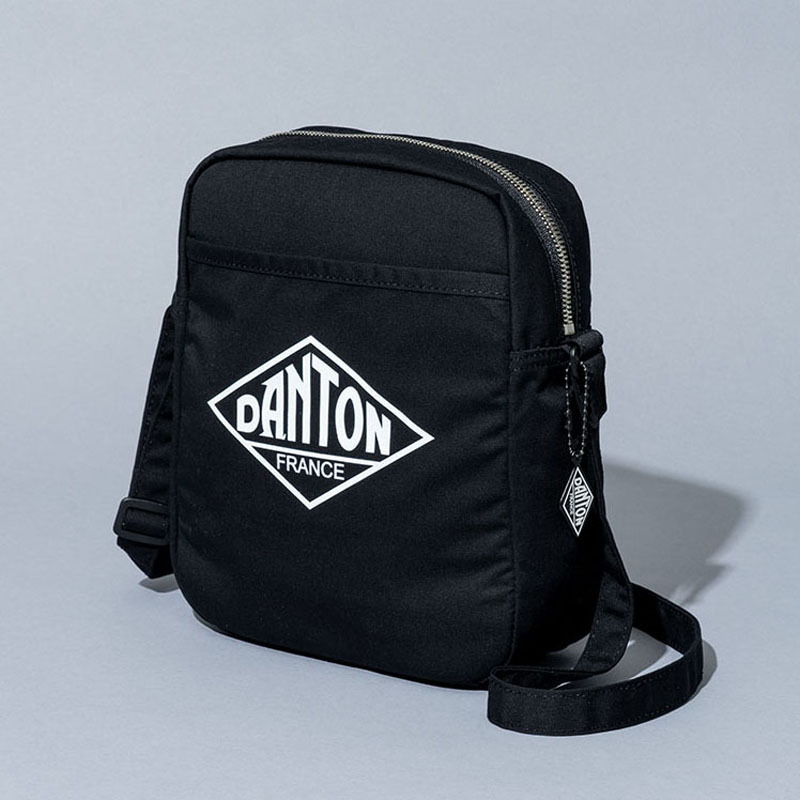 DANTON(ダントン) SOLOTEX TWILL SQUARE BAG(スクエアショルダーバッグ